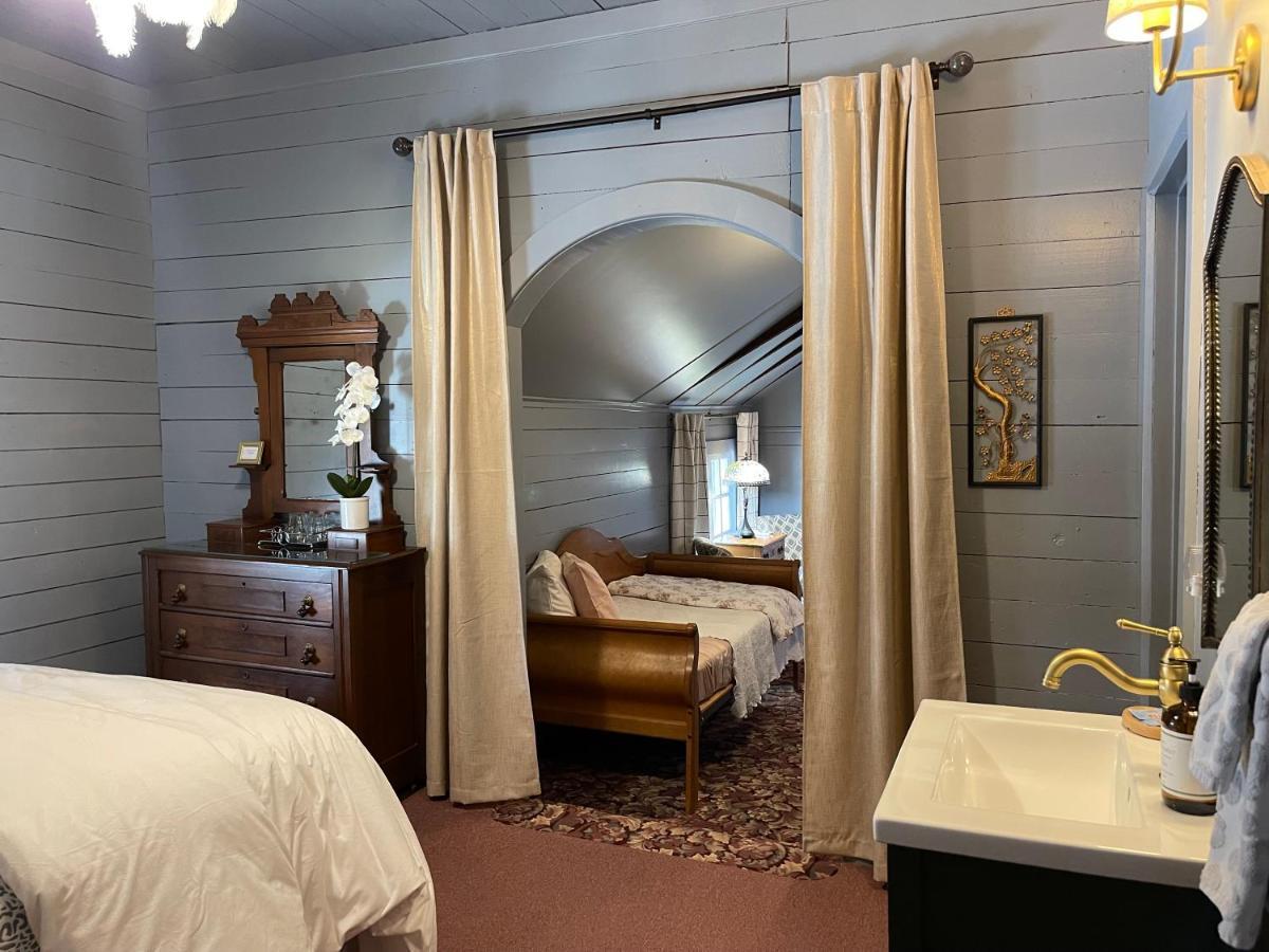 Carriage House Bed & Breakfast Winona Exterior foto