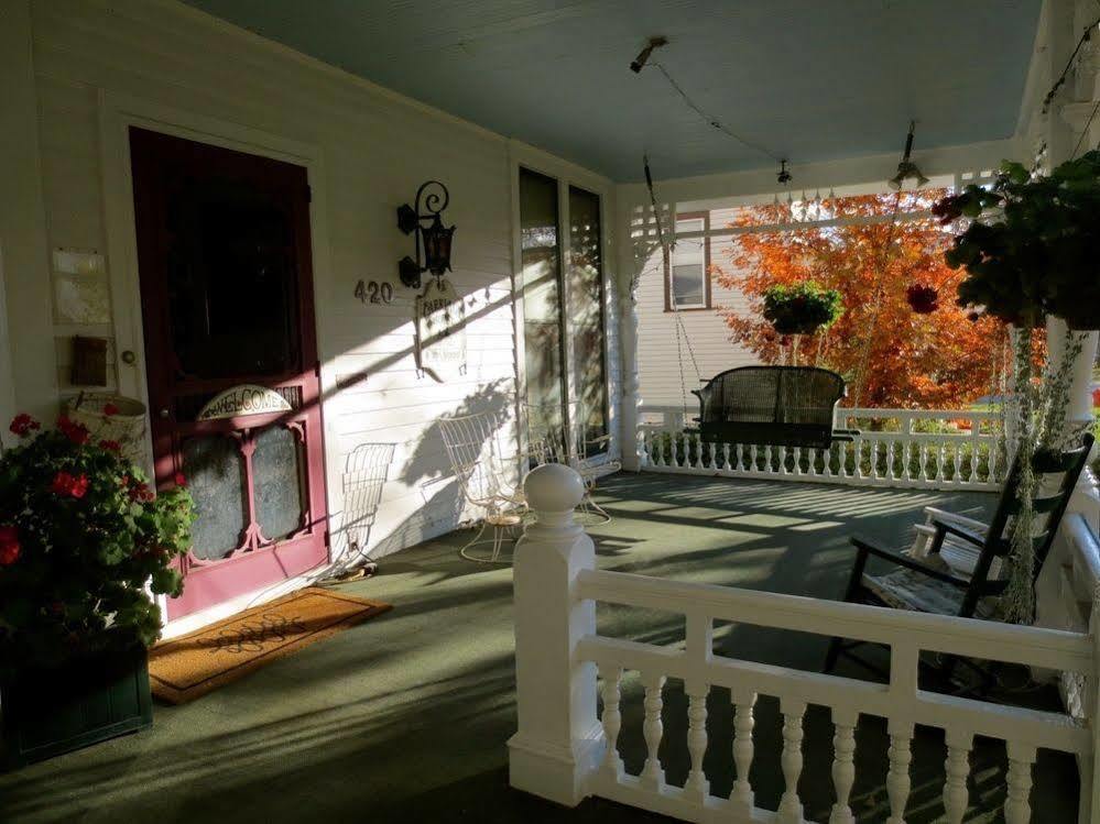 Carriage House Bed & Breakfast Winona Exterior foto